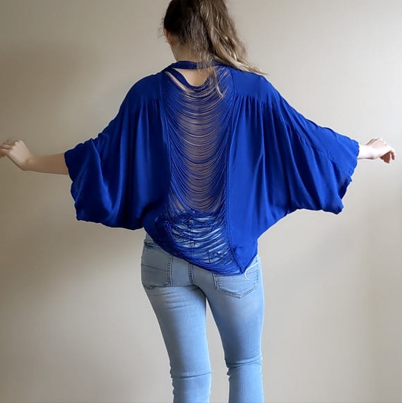 VINTAGE 'Naked Zebra' String back 3/4 Sleeve Shirt - Picture 6 of 13